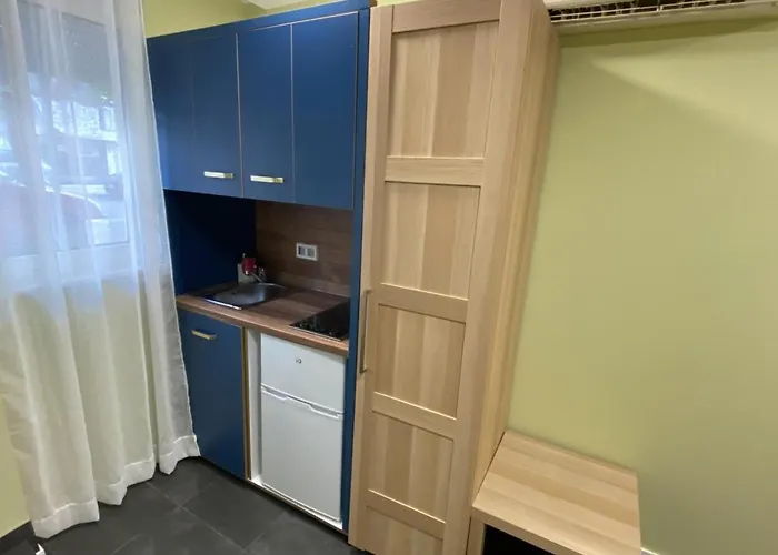Nirvana's Compact Studio * Thessalonique