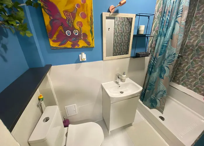 아파트 Nirvana's Compact Studio *